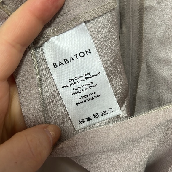 Aritzia Babaton colin Skort size 8 medium beige shorts - Picture 8 of 9